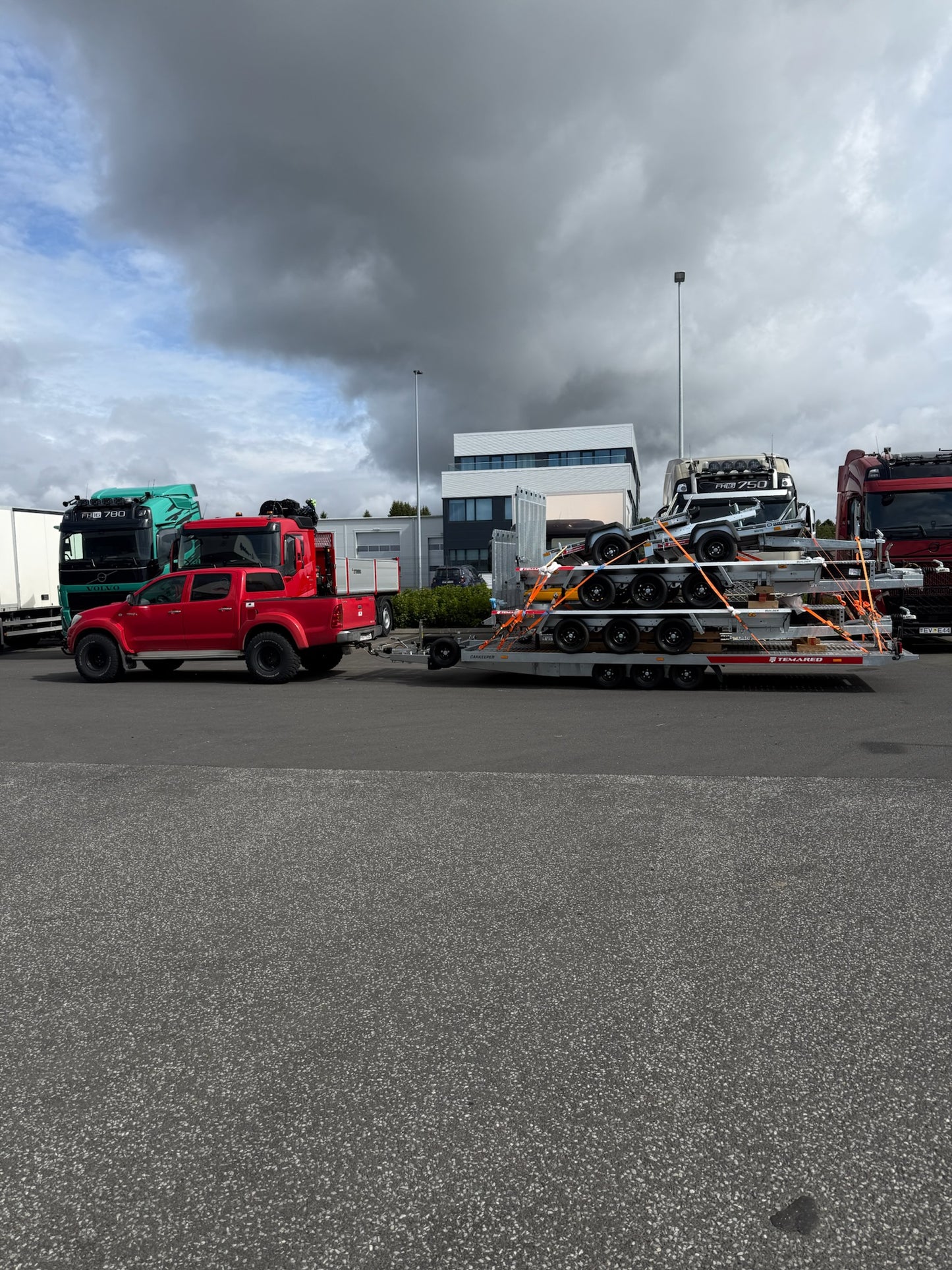 CARKEEPER 5820/3 S 3,5T Bílakerra - Hörku kerra - Bílaflutningakerra