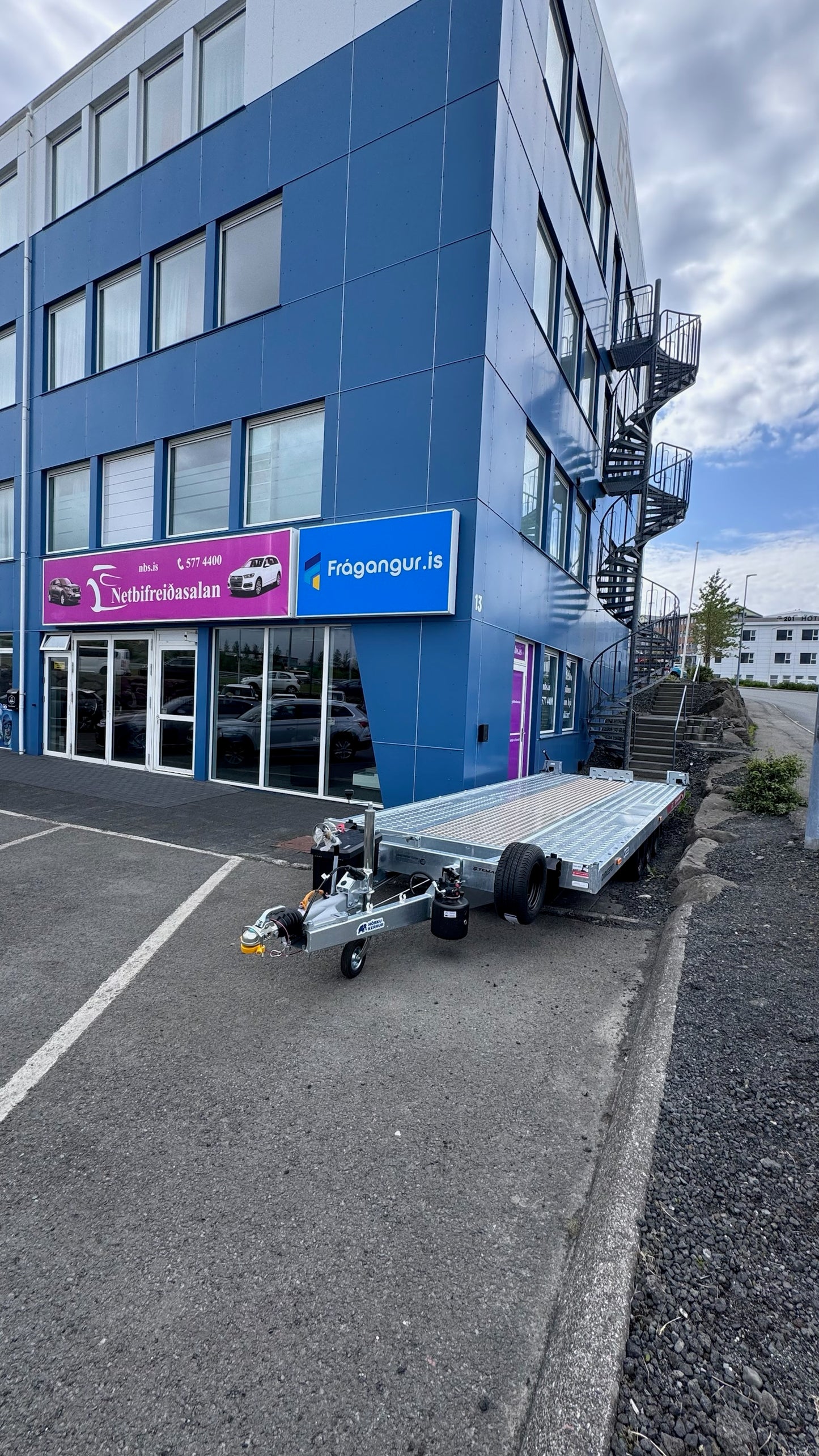 CARKEEPER 5820/3 S 3,5T Bílakerra - Hörku kerra - Bílaflutningakerra