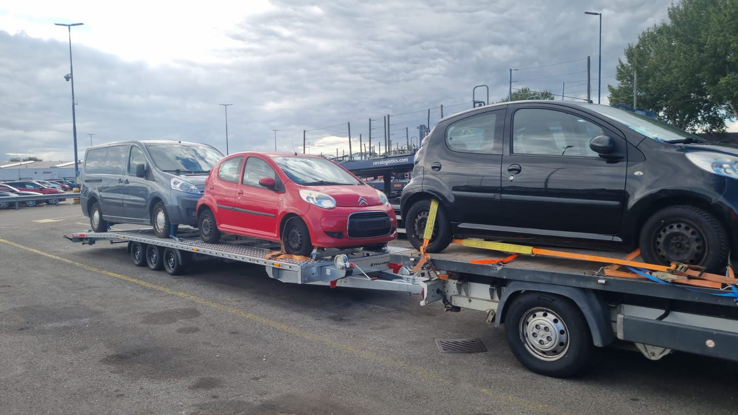 Car Plus 8521/3 3,5T Bílakerra - Hörku kerra - Bílaflutningakerra
