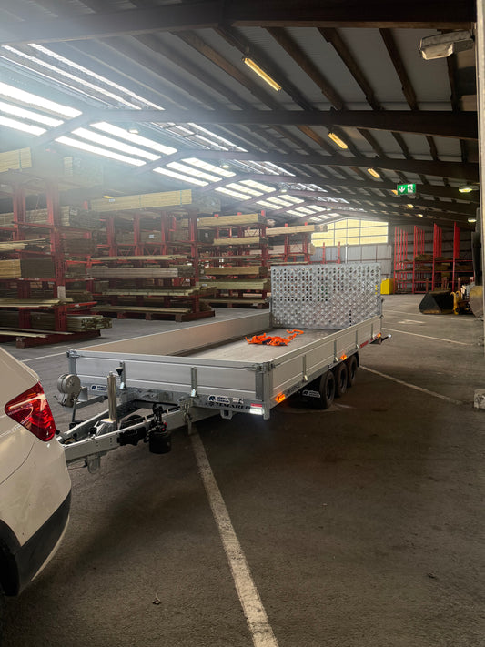 Universal 5121 3.5T L5070 x B2100 VINNUKERRA - HÖRKUKERRA