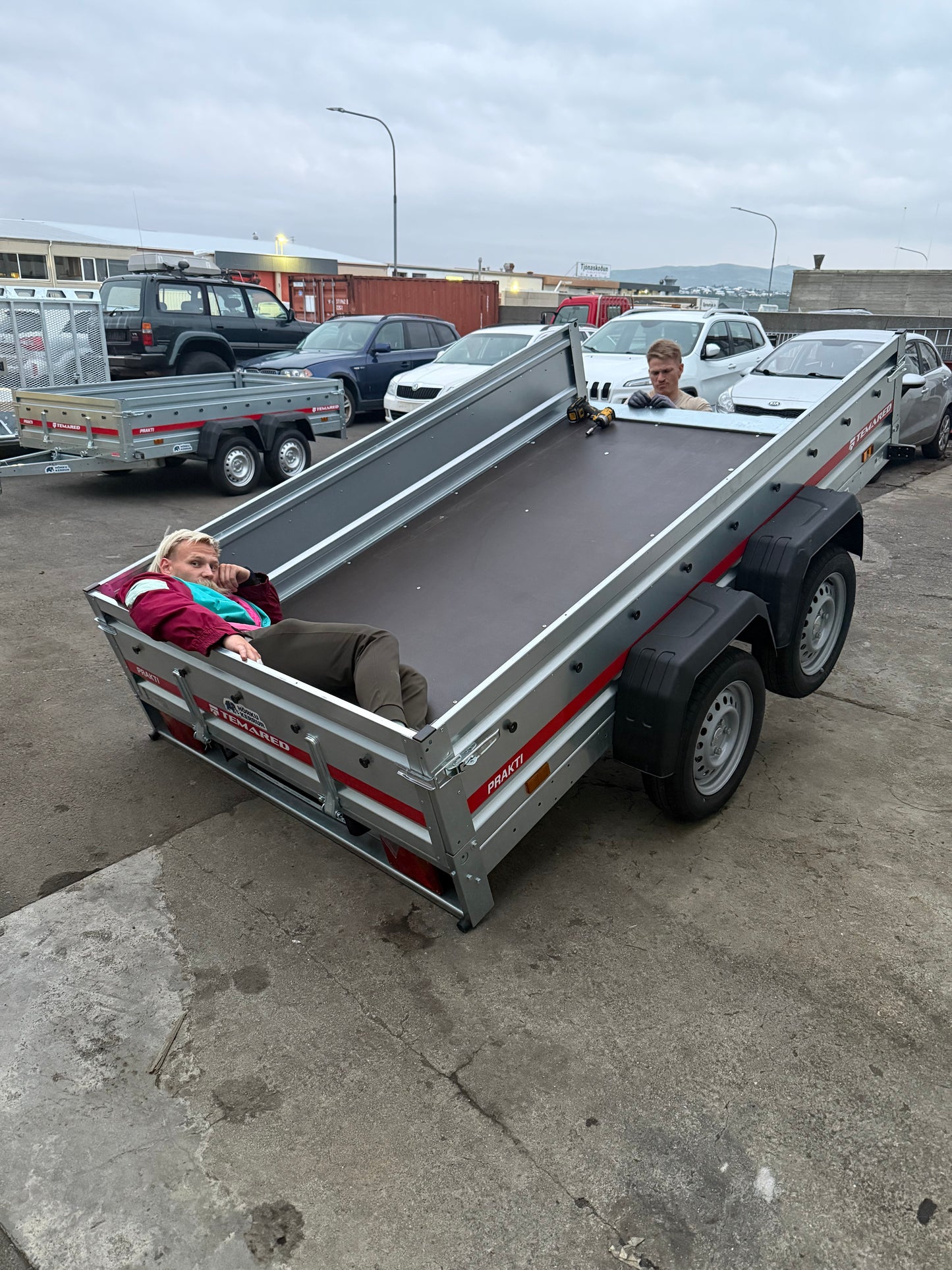 Kerra sem hentar fyrir minni verkin og fjórhjól - PRAKTI 2615/2 750kg